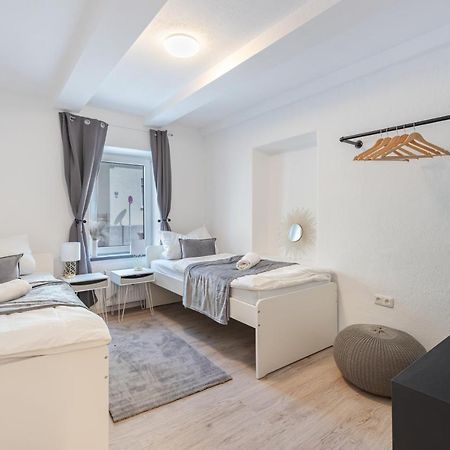 Terrace Apartment With 5 Rooms, Whirlpool And Bbq Augsburg Bagian luar foto